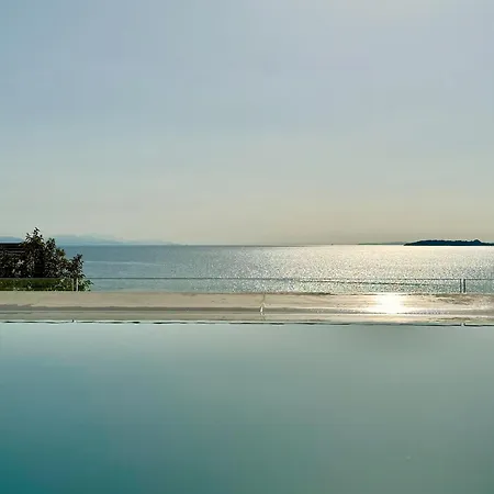 Smile With Private Pool By Dadovillas Βίλα *