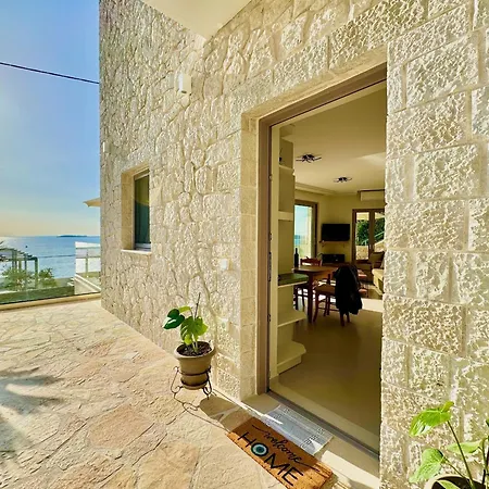 Smile With Private Pool By Dadovillas Μπαρμπάτι