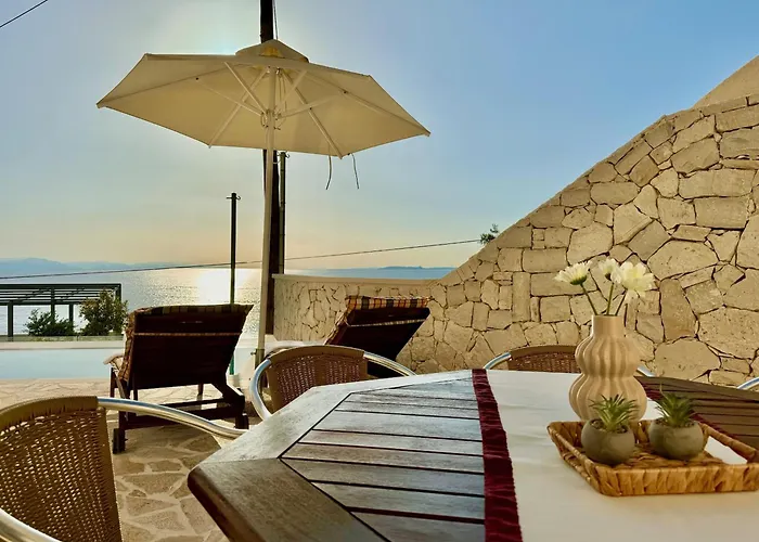 Villa Smile With Private Pool By Dadovillas Barbati