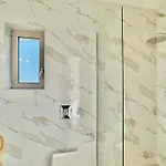 Smile With Private Pool By Dadovillas Villa